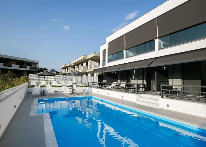 Otel Isalos *