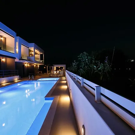 Isalos Hotel