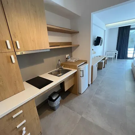 Isalos Otel Gerakini