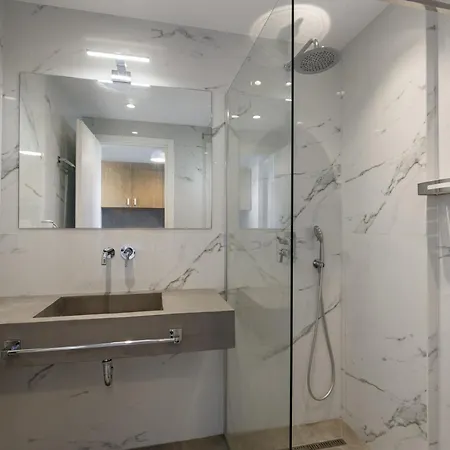 Isalos Геракини